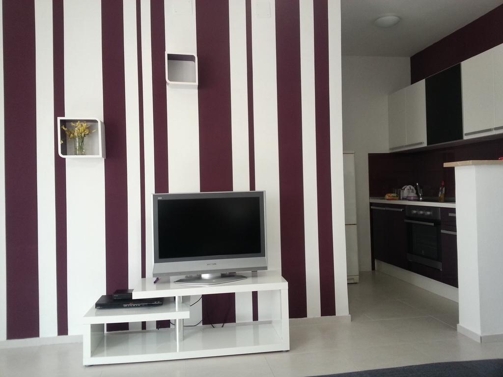 Apartment Tara Sumartin Quarto foto